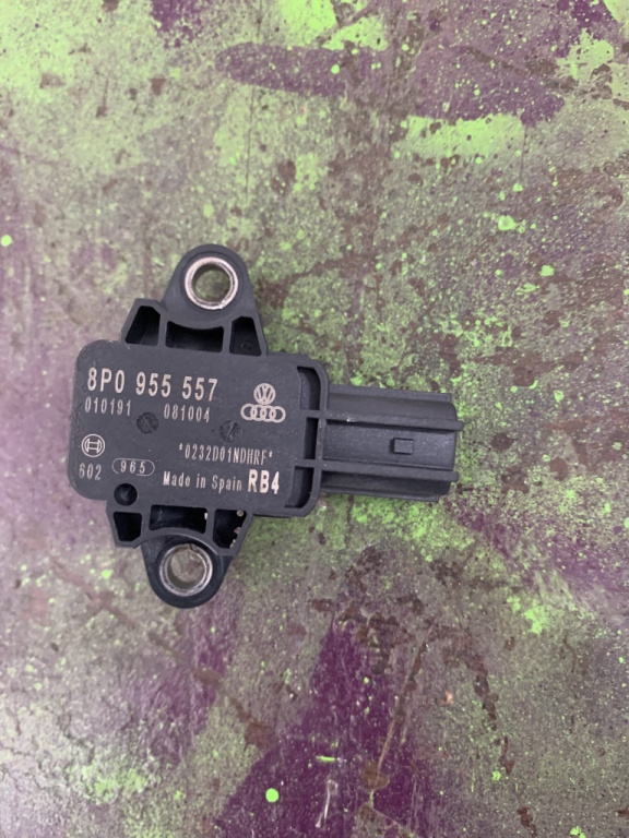 Senzor impact lateral dreapta fata Audi A4 B7 [2004 - 2008] Avant wagon 5-usi 2.0 multitronic (131 hp) 2.0 - ALT