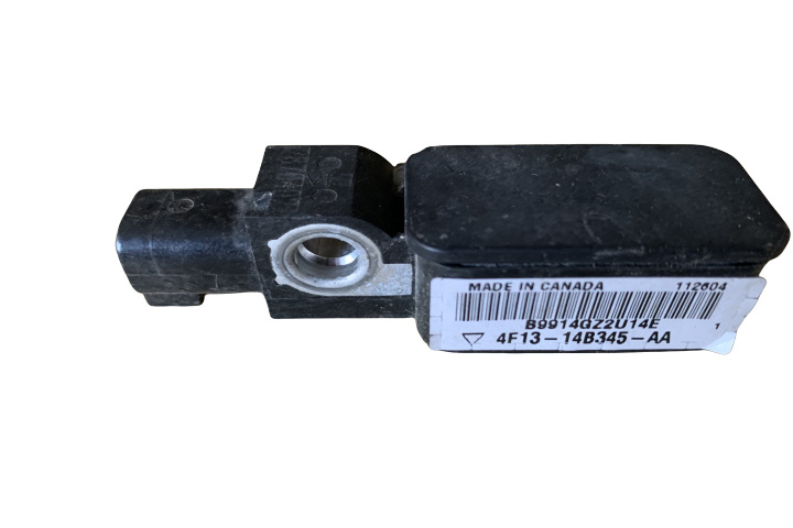 Senzor impact lateral fata dreapta Cod: 4F13-14B345-AA Mazda Tribute [facelift] [2004 - 2007] Crossover 2.3 MT 4WD (150 hp) (EP)