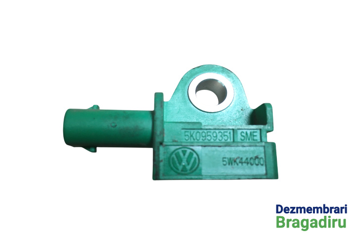 Senzor impact lateral spate stanga Cod: 5K0959351 5K0959351 Volkswagen VW Golf 6 [2008 - 2015] Hatchback 5-usi 1.4 MT (80 hp) Cod motor CGGA, Cod cutie LEG, Cod culoare L7WA