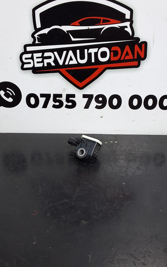 Senzor impact Mercedes-Benz GL (2013-2019) [x166] 3.0 Motorina 2013, A1668210151