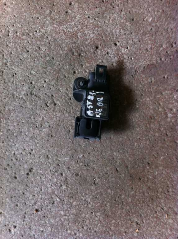 Senzor impact Opel Astra H [2004 - 2007] Hatchback 1.6 MT (105 hp) (L48) Twinport