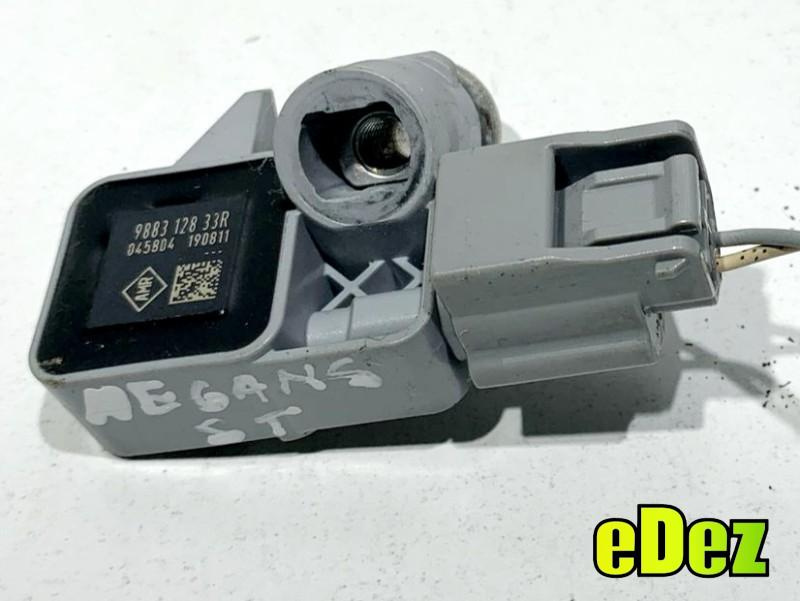 Senzor impact Renault Megane 3 (2008-2012) 988312833R