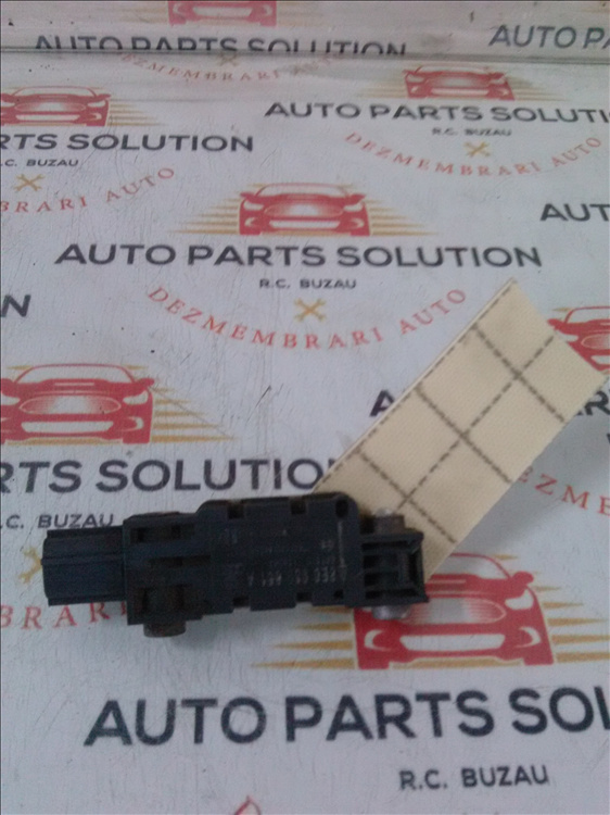 Senzor impact stanga AUDI A4 an fabr. 2007