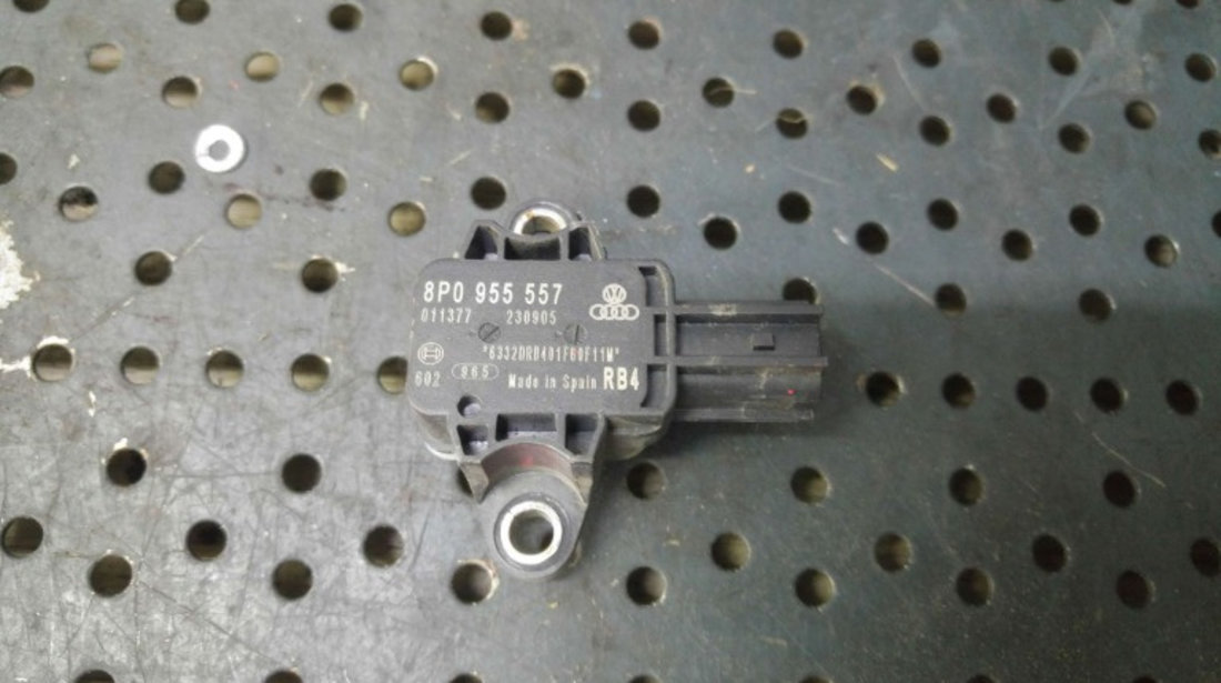 Senzor impact stanga fata audi a4 b7 8e 8p0955557