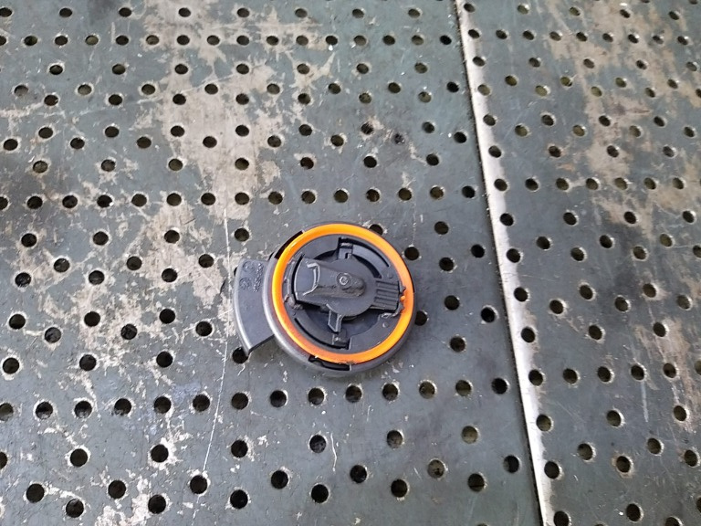 Senzor impact stanga fata audi a4 b9 8w 