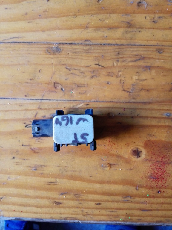 Senzor impact stanga fata Mercedes ML w164