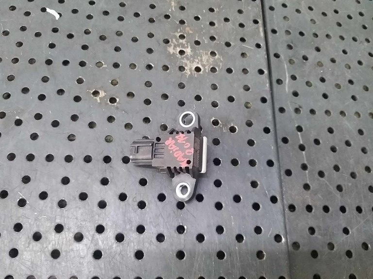 Senzor impact stanga fata renault kadjar ha hl 988363ta0a