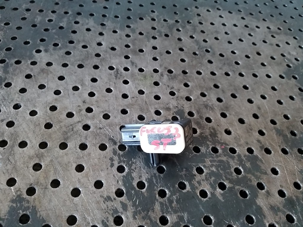Senzor impact stanga ford focus 3 facelift f1et14b345aa