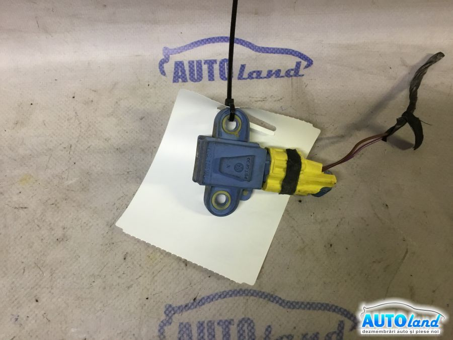 Senzor Impact Volkswagen GOLF V 1K1 2003