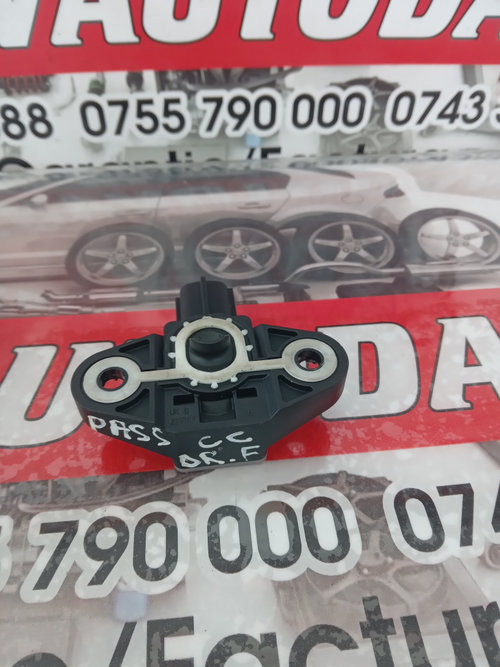Senzor impact Volkswagen Passat CC (2008-2012) 2.0 Motorina 2010, 04120303 / 024208029K