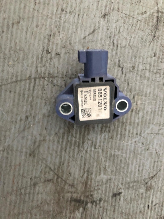Senzor impact volvo v50 8651200