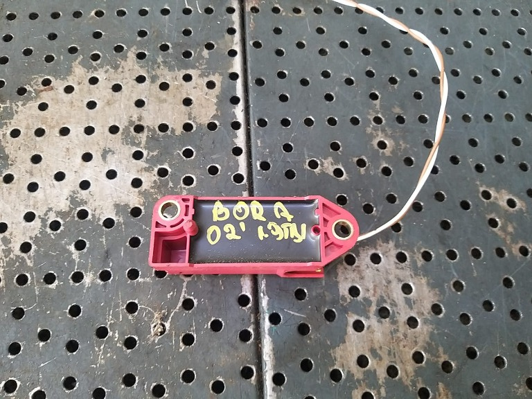 Senzor impact vw bora 1j 1j0909606d