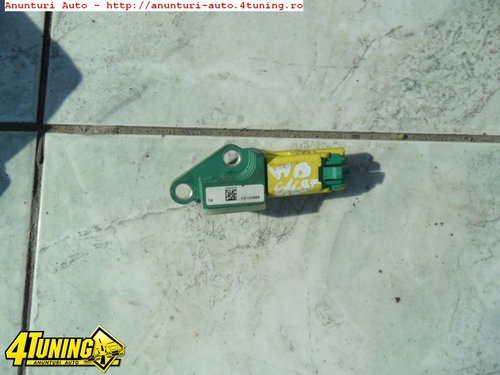 Senzor impact VW Passat B6
