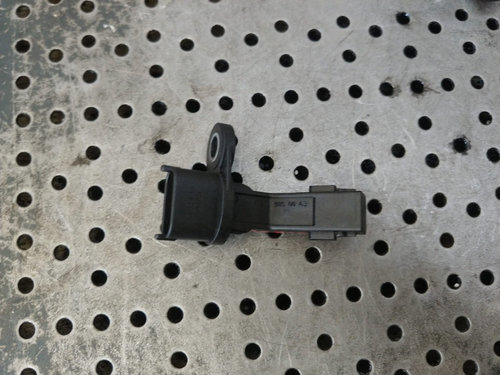 Senzor impulsuri arbore cotit 1.6 b 270910 mercedes cla x117 a-class w176 b-class w246 a2709050043