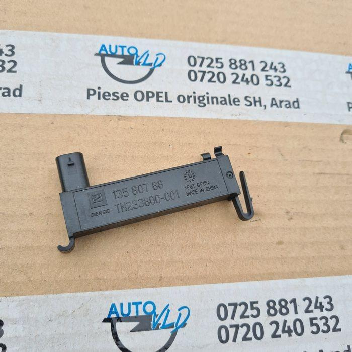 Senzor inchidere centralizata Opel Astra K 2015-2019 13580788