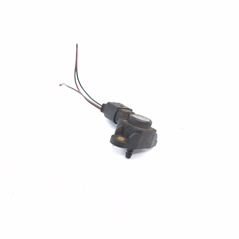 Senzor Mercedes-Benz C-Class (W203) 2000-2007 C 200 Cdi Motorina A0061531528, A 006 153 15 28, 0061531528, 0261230144, 0 261 230 144 Bosch