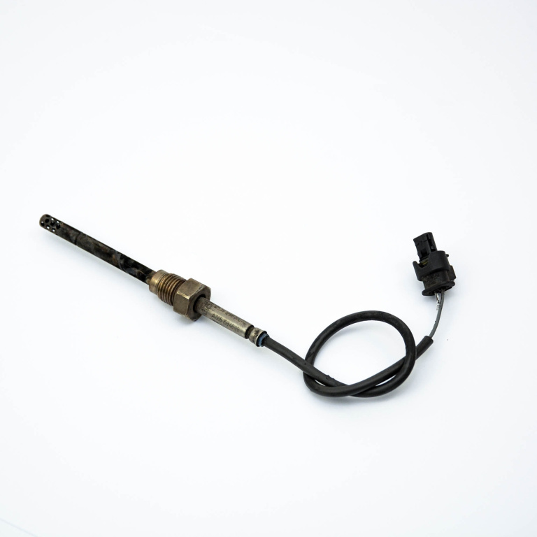 Senzor Mercedes-Benz Cls (C219) 2004-2010 Cls 320 Cdi (219.322) Om 642.920 Motorina A0051534028