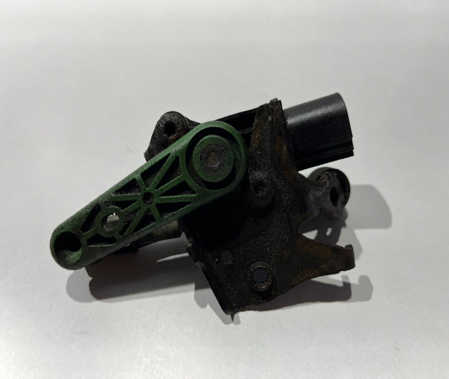 Senzor nivel balast xenon stanga fata 3C0907503 Audi A8 D4/4H [2010 - 2014]