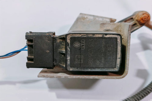Senzor nivel far 4B0907503 Audi A6 4B/C5 [1997 - 2001]