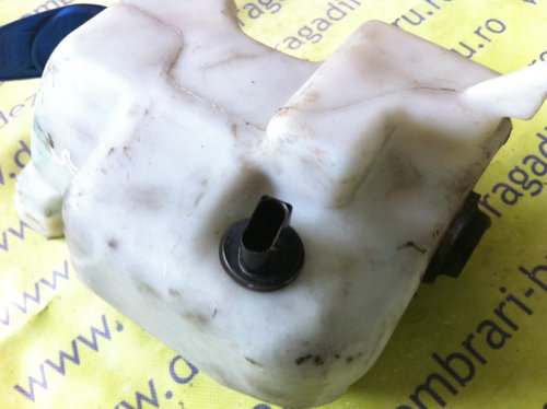 Senzor nivel lichid parbriz Seat Leon [1999 - 2005] Hatchback 1.4 MT (75 hp) (1M1) 16V