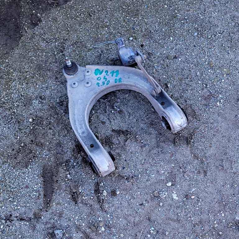 Senzor Nivel / Senzor Suspensie Mercedes-Benz E-Class (W211) 2002-2009 Fata Dreapta A0105427717