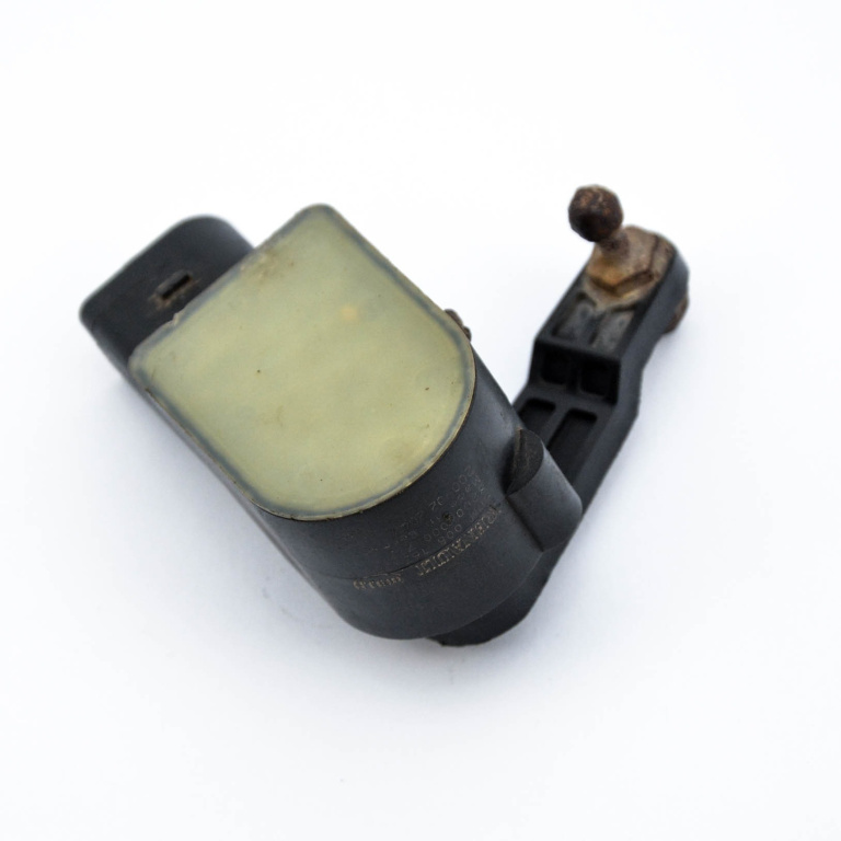 Senzor Nivel / Senzor Suspensie Renault LAGUNA 2 2001 - 2007 8200000773