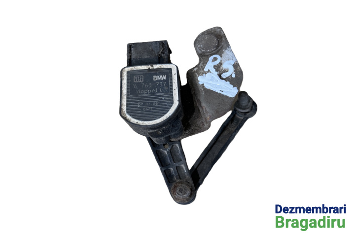 Senzor nivel spate dreapta Cod: 6763737 BMW Seria 5 E60/E61 [2003 - 2007] Touring wagon 530d AT (231 hp) M57D30 (306D3)