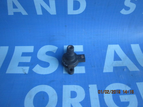 Senzor nivel suspensie Land Rover Range Rover 2.5d; CP17417 (fara tija)