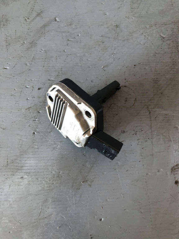 Senzor nivel ulei 2.5 tdi audi a6 c5 6pr008079-02