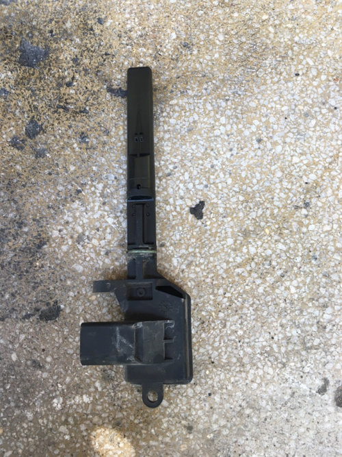 Senzor nivel ulei motor Seat Ibiza 3 [2002 - 2006] Hatchback 3-usi 1.4 TDI MT (75 hp) IV (6L1)