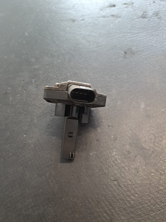 Senzor nivel ulei VW Golf 4 1.9 TDI - COD 1J0907660B / 6PR00807902