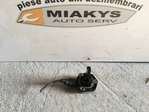 Senzor nivel ulei VW Passat 2.0 tdi