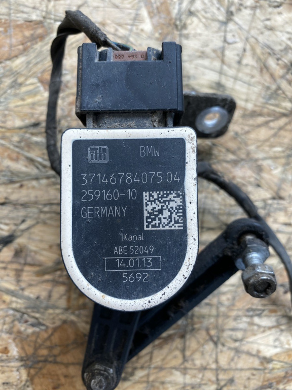 Senzor nivel xenon BMW 520 d F10 sedan 2013 (37416784075)
