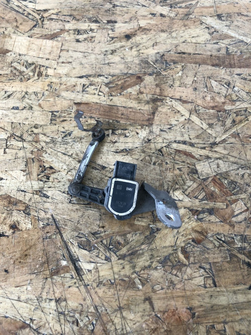 Senzor nivel xenon BMW E87 123d hatchback 2008 (6785205)