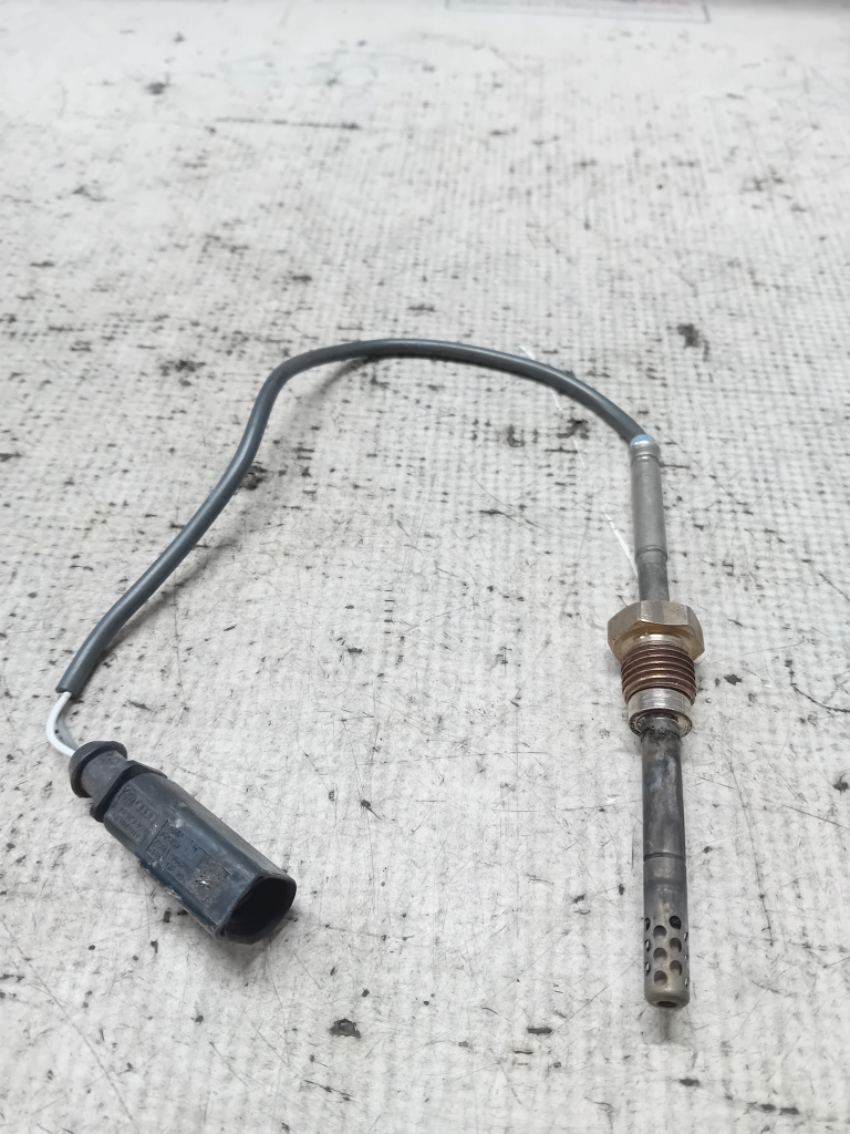 Senzor Noxe Audi A4 B8 2010, 03L906088D