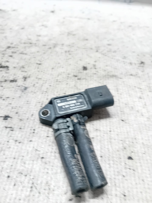 Senzor Noxe Audi A4 B8 2010, 8K0131850L