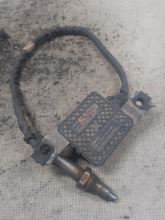 Senzor Noxe Audi A4 B9 3.0 2016, 8W0907807H