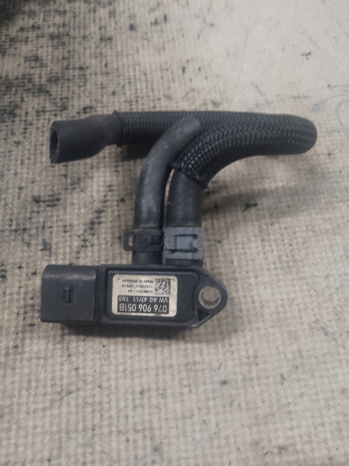 Senzor Noxe Volkswagen Jetta 2012, 076906051B