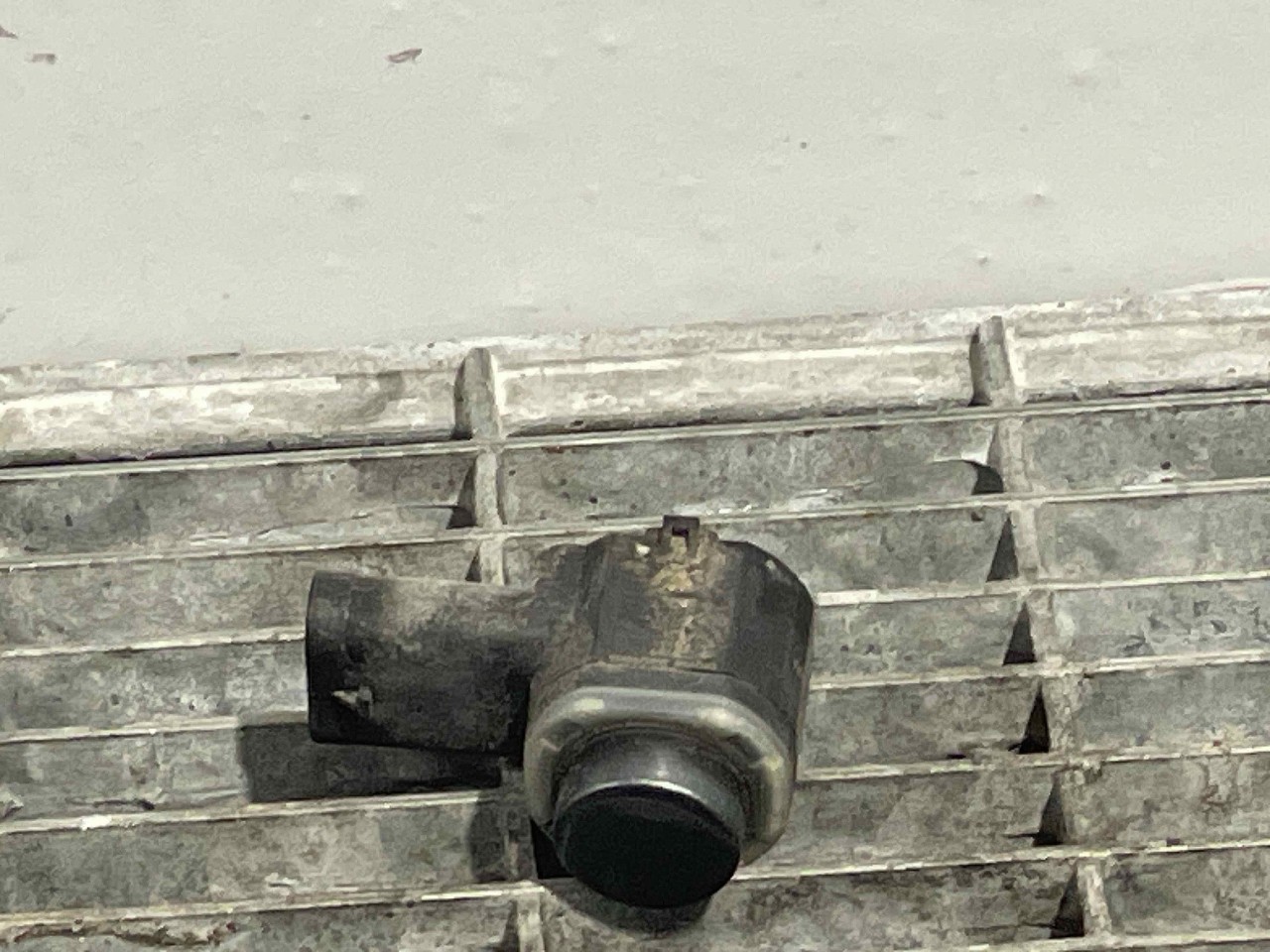 SENZOR PARCARE FATA AUDI Q5 - - (2008 2013)