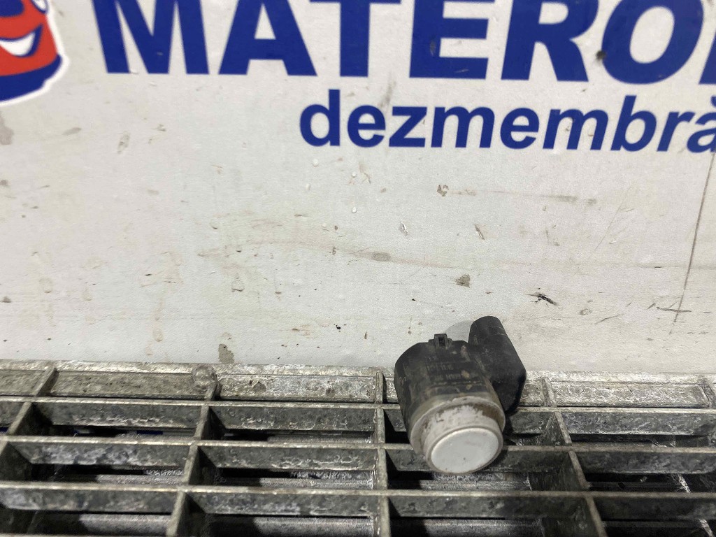 SENZOR PARCARE FATA AUDI Q5 - - (2013 2017)