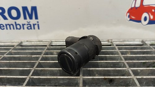 SENZOR PARCARE FATA BMW SERIA 5 E 39 - - (2000 2003)