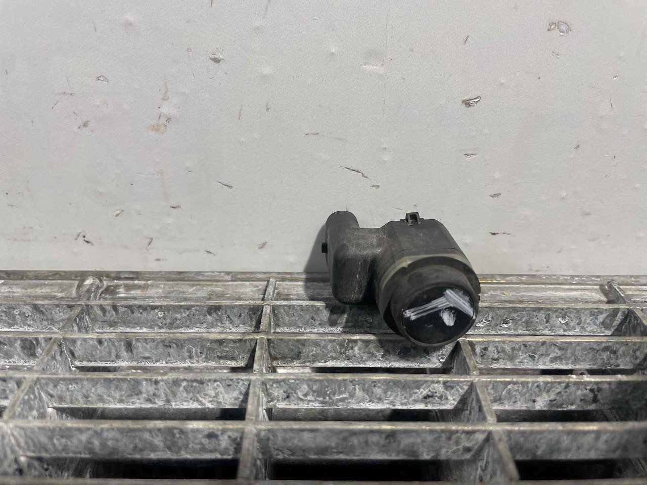 SENZOR PARCARE FATA BMW SERIA 5 F 10 - -