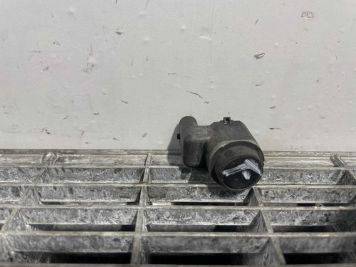 SENZOR PARCARE FATA BMW SERIA 5 F 10 - - (2010 2017)
