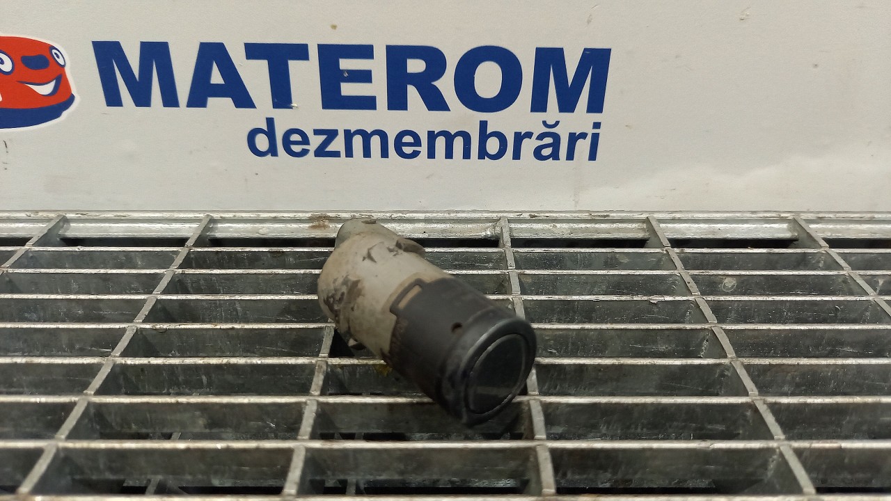 SENZOR PARCARE FATA BMW SERIA 7 E 65 SERIA 7 E 65 - - (2001 2008)