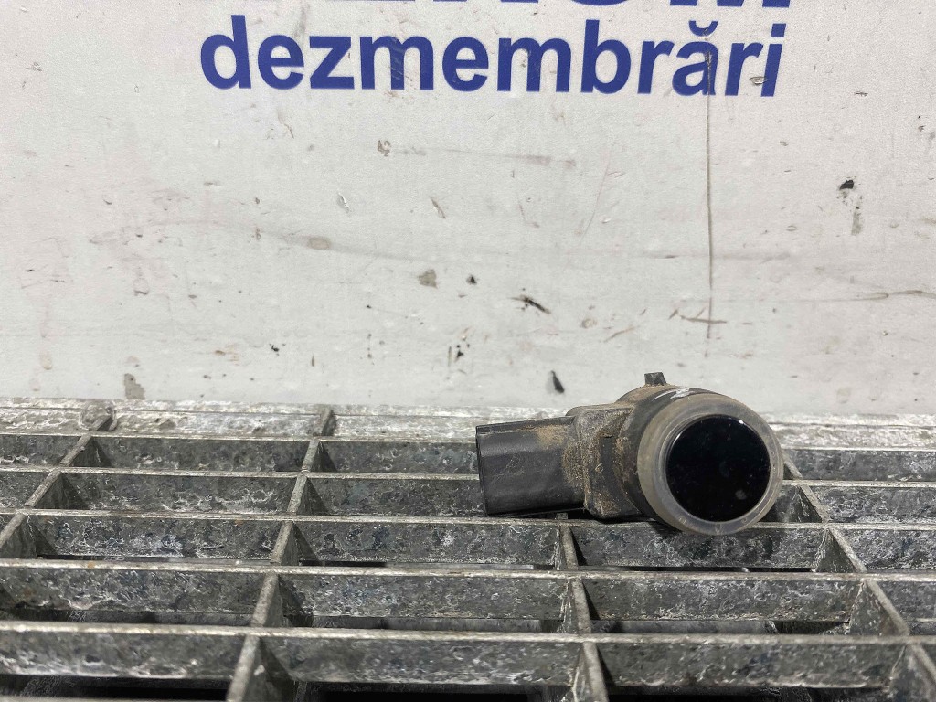 SENZOR PARCARE FATA CHRYSLER 300C - - (2