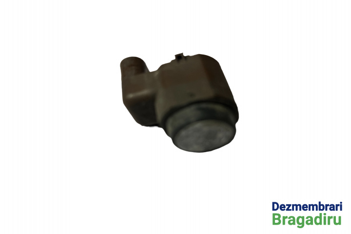 Senzor parcare fata Cod: 3C0919275N 3C0919275N Volkswagen VW Passat B6 [2005 - 2010] Sedan 4-usi 2.0 TDI MT (140 hp) Cod motor BMP, Cod culoare LA7W