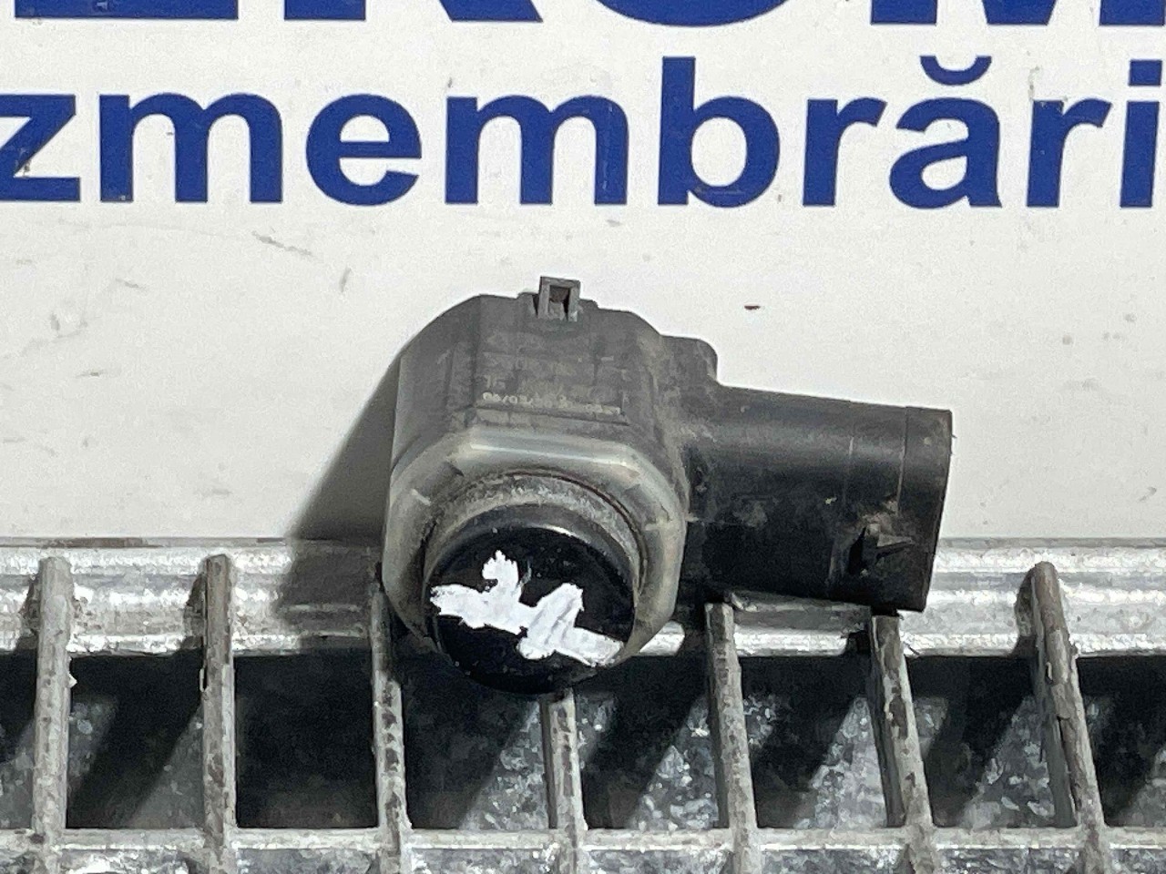 SENZOR PARCARE FATA FORD FOCUS - - (2011 2014)