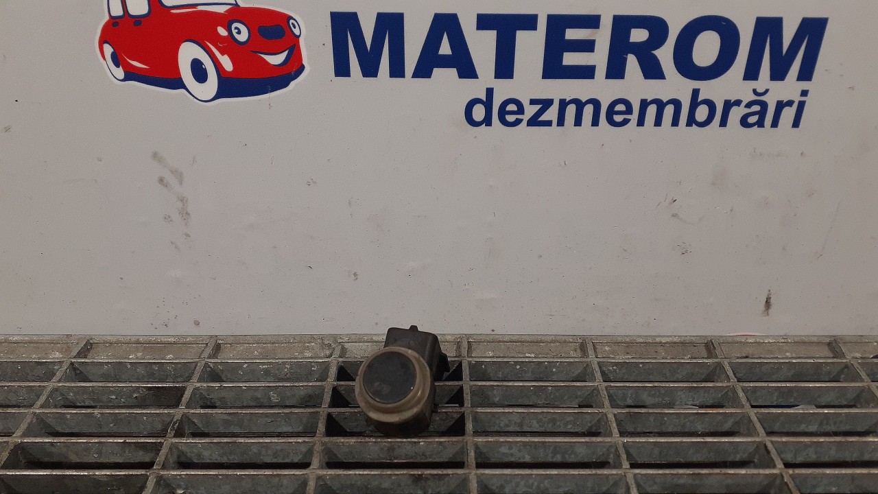 SENZOR PARCARE FATA NISSAN QASHQAI - - (2013 2017)