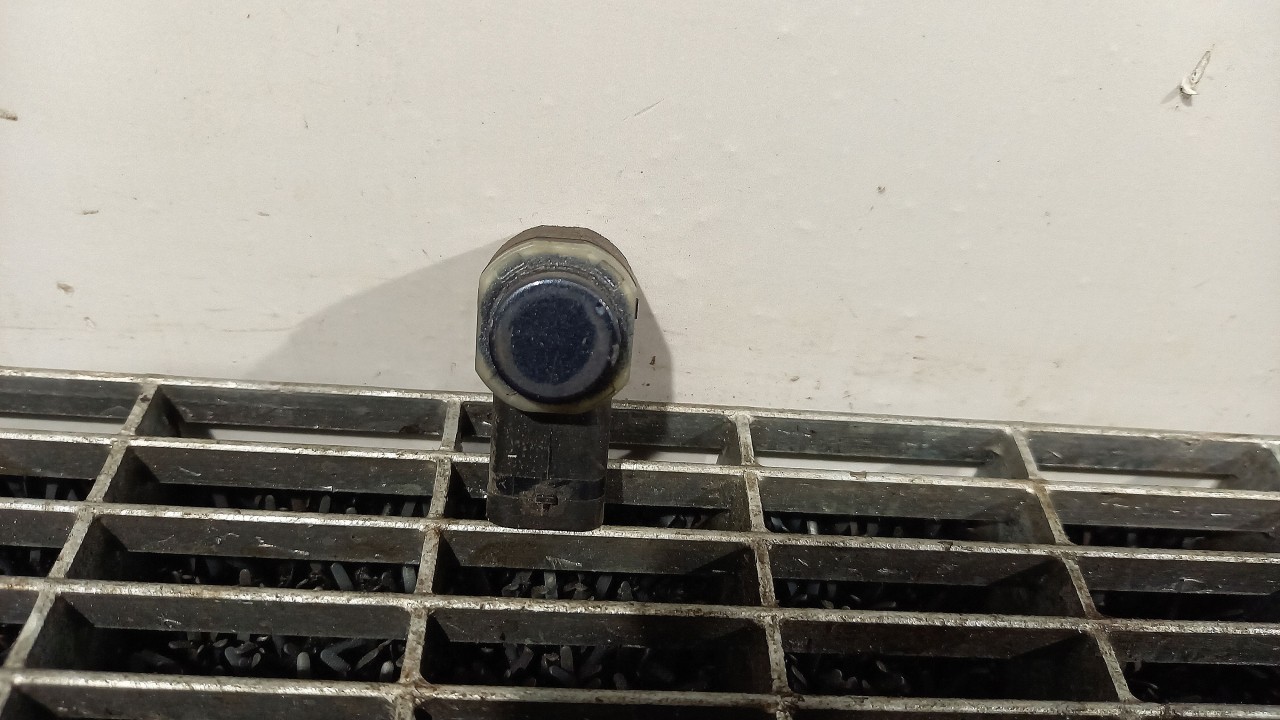SENZOR PARCARE FATA VW GOLF VI - - (2008 2012)