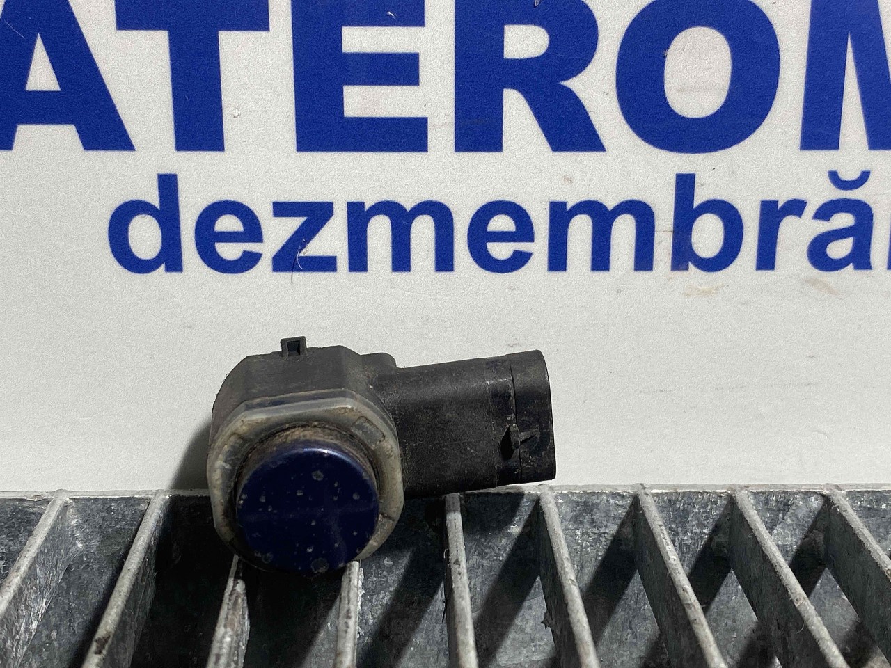 SENZOR PARCARE FATA VW GOLF VI - - (2008 2012)